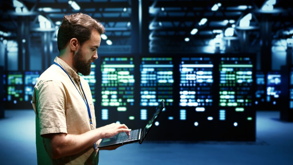 Micro Data Center Autocontenido: la solución que te permite cerrar proyectos de TI más rápido que un cuarto de servidores